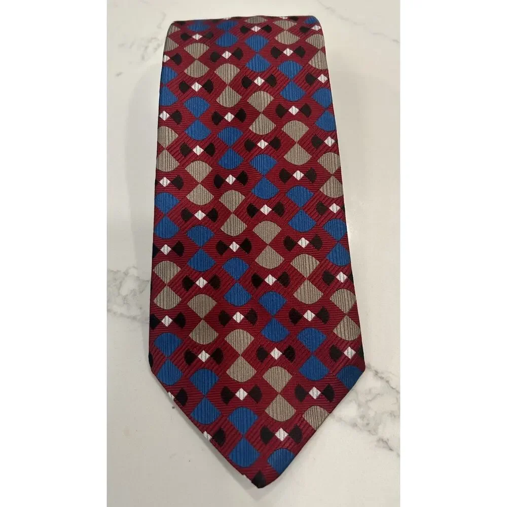 Buckingham‎ Men’s Tie Red Blue Diamond Pattern 3.5” Neck Tie made in USA